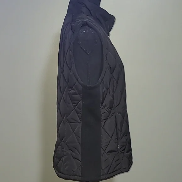 Calvin Klein Black Puffer Vest with Diamond Quilting and High Collar - Picture 5 of 14